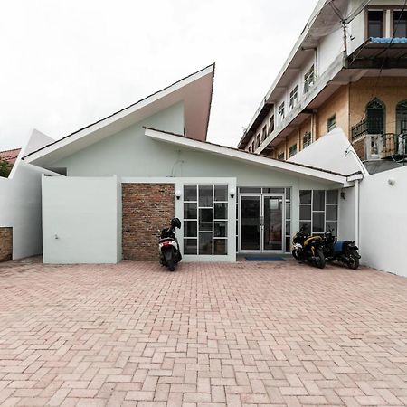 Reddoorz Plus Near Rs Usu Medan 2 Zewnętrze zdjęcie